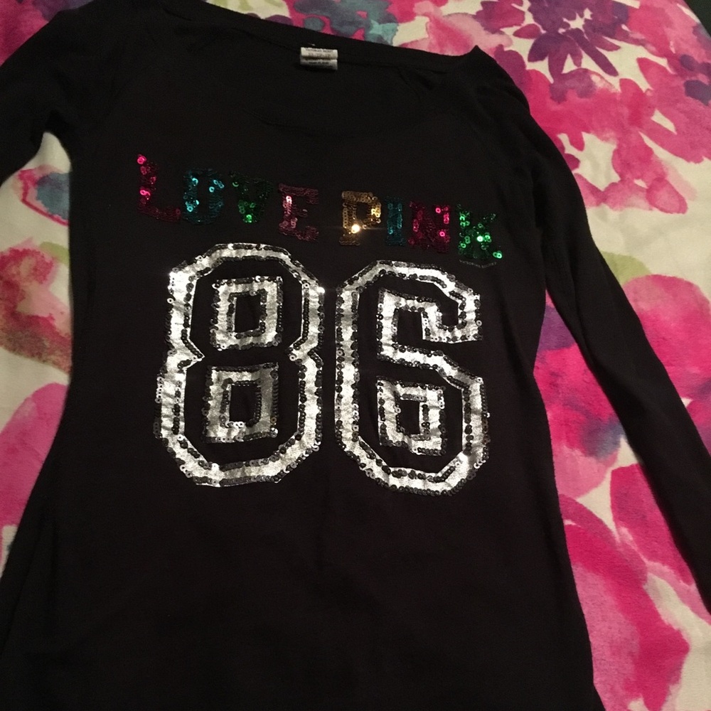 Women’s long sleeve shirt